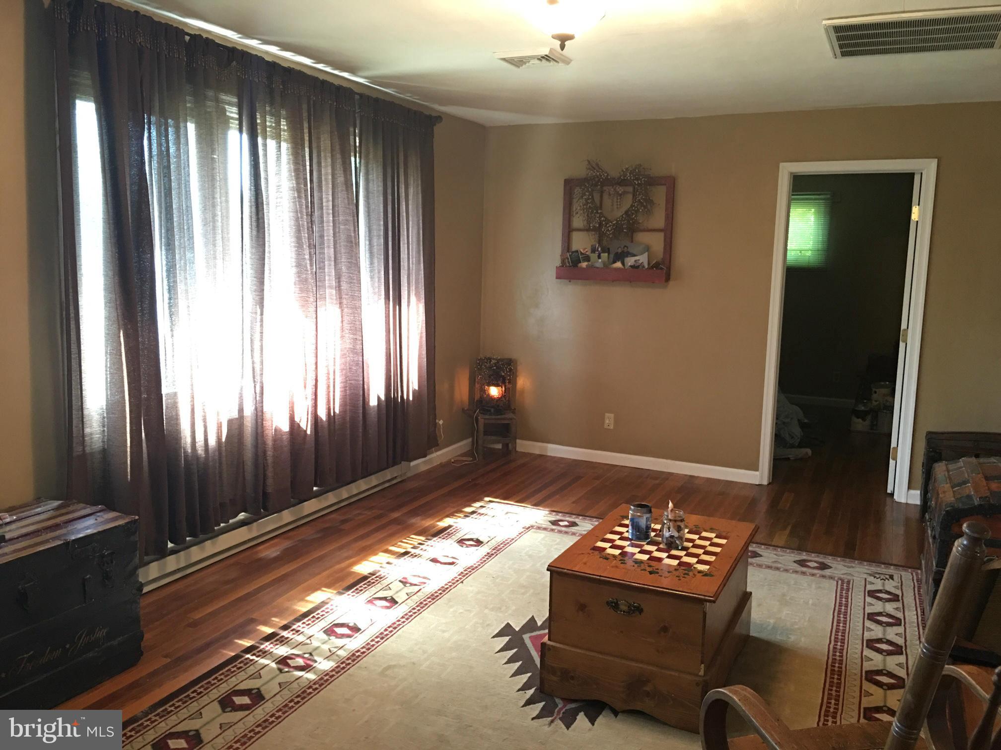 234 Middle Spring Road Shippensburg, PA 17257 - Photo 2 of 14 Living Room