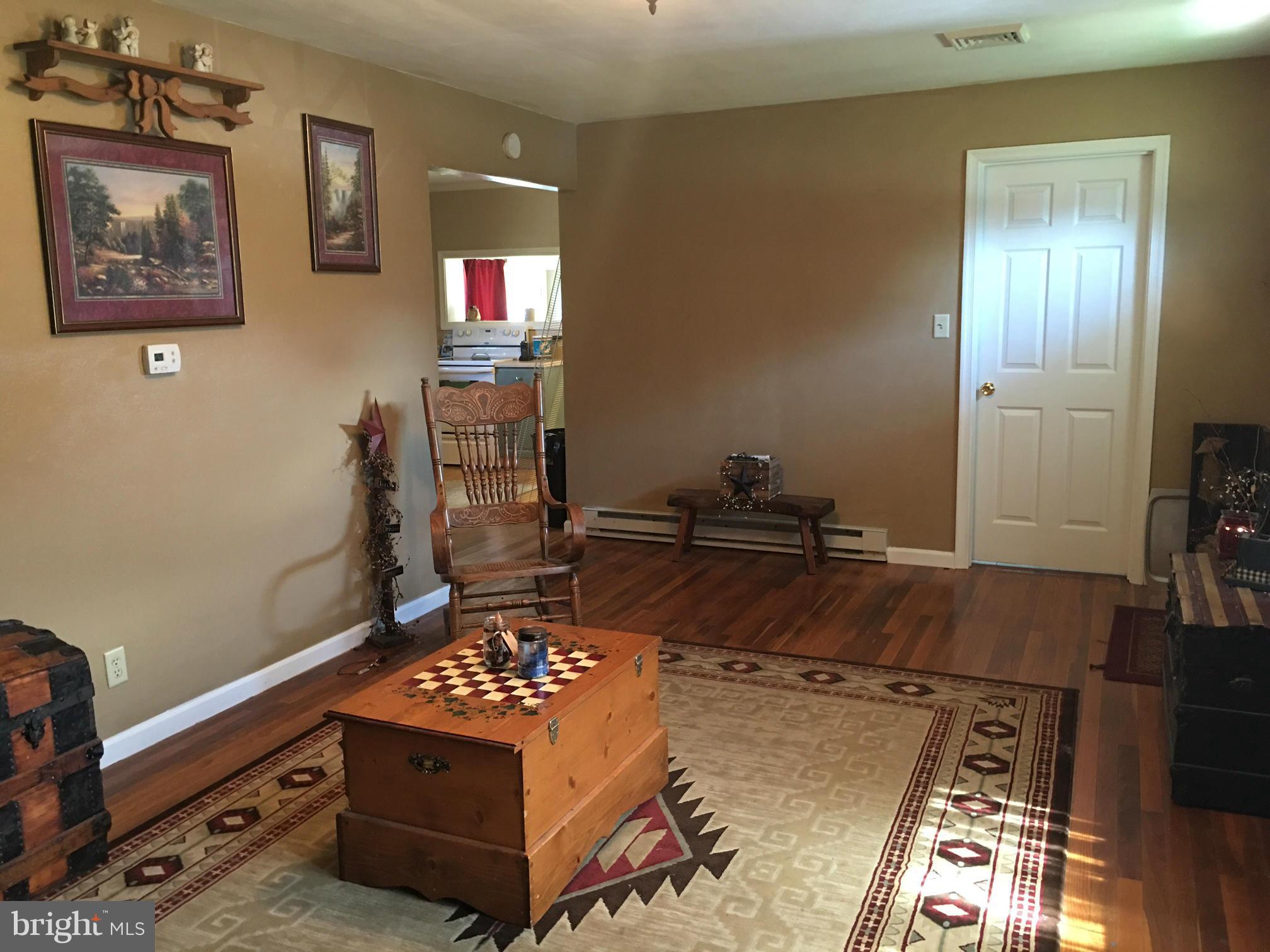 234 Middle Spring Road Shippensburg, PA 17257 - Photo 3 of 14 Living Room