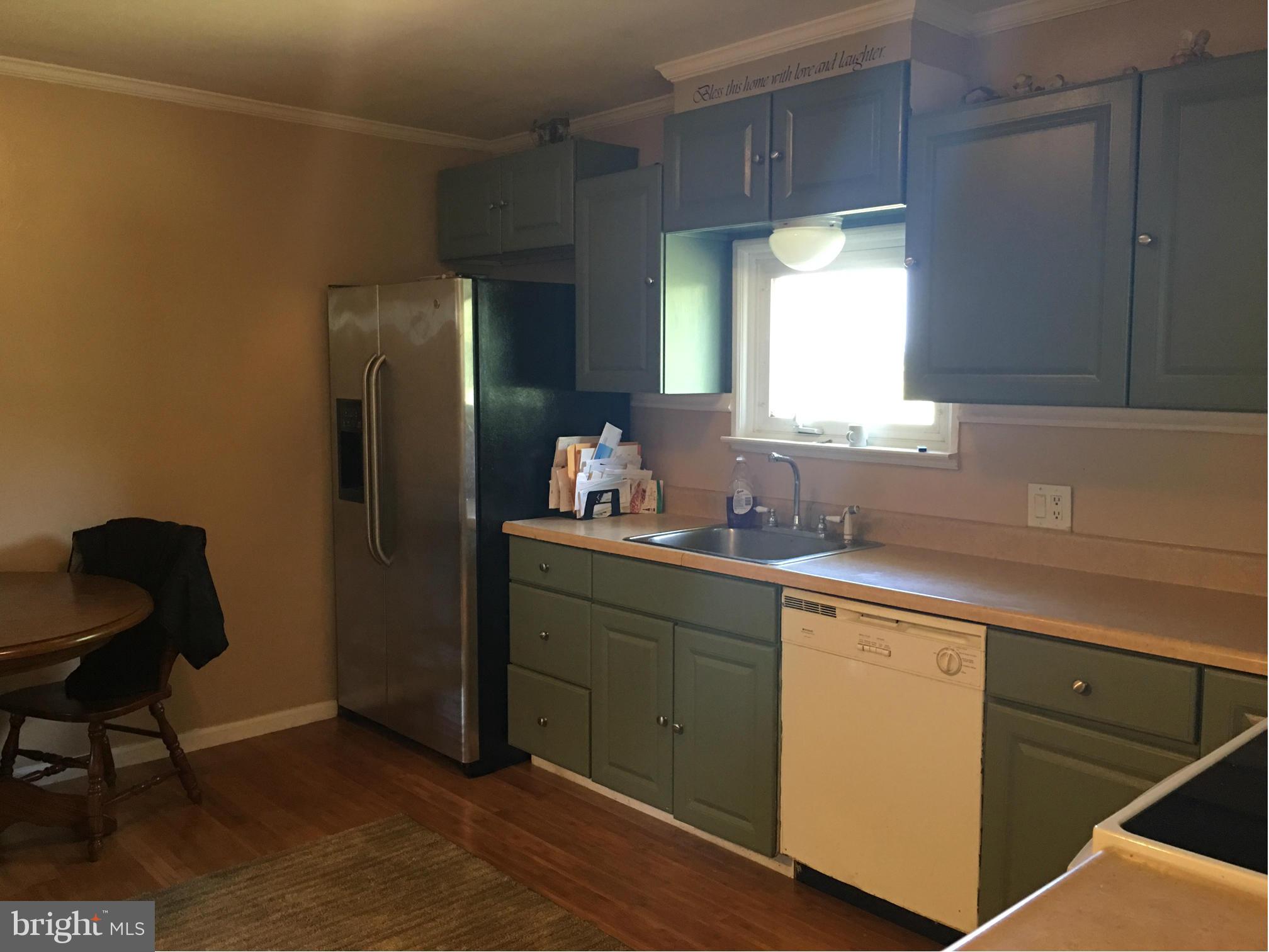 234 Middle Spring Road Shippensburg, PA 17257 - Photo 5 of 14 Kitchen