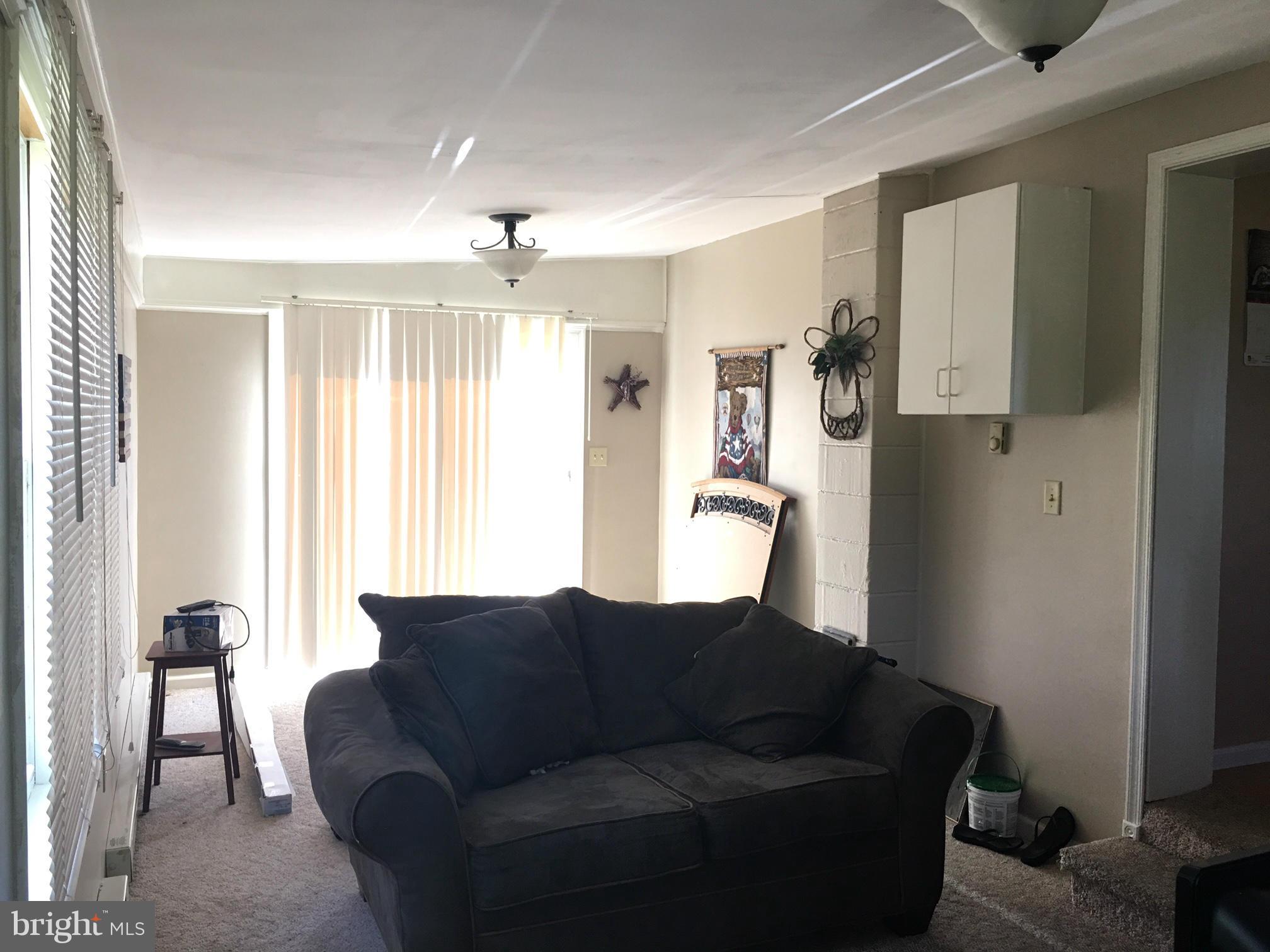 234 Middle Spring Road Shippensburg, PA 17257 - Photo 8 of 14 Family Room