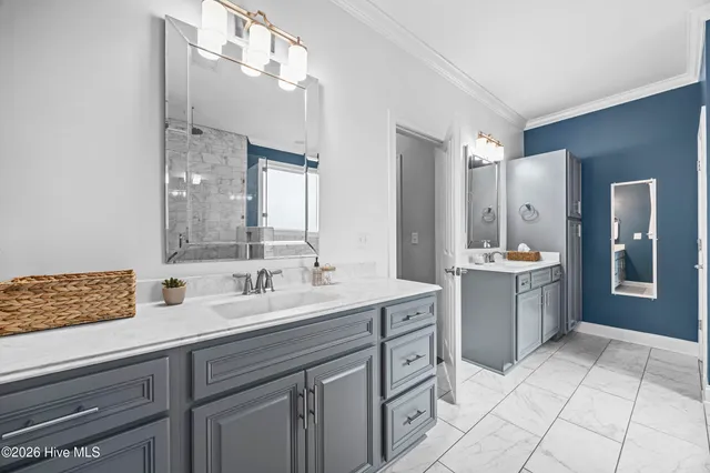 $595,000 | 376 Crown Pointe Drive, Hampstead, NC 28443