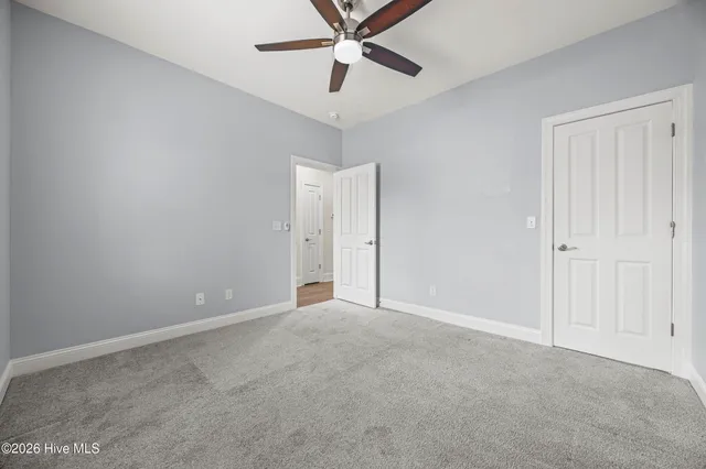 $595,000 | 376 Crown Pointe Drive, Hampstead, NC 28443