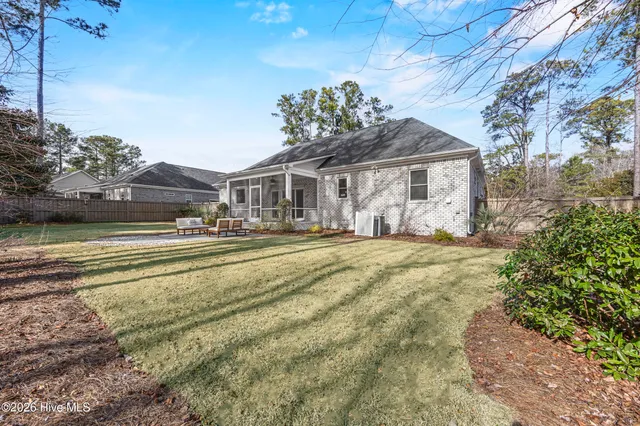$595,000 | 376 Crown Pointe Drive, Hampstead, NC 28443