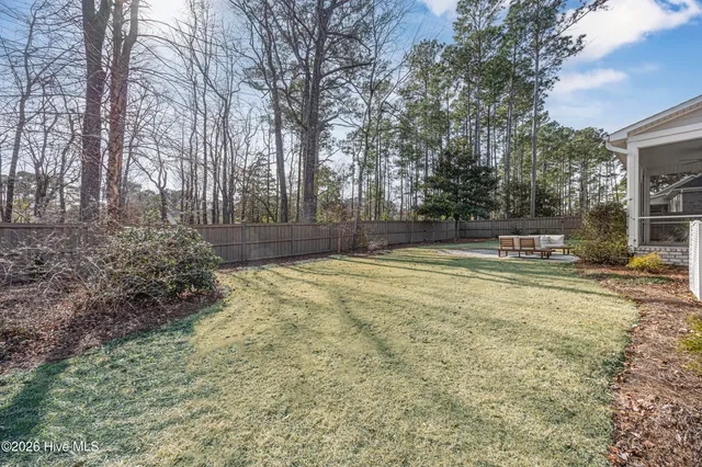 $595,000 | 376 Crown Pointe Drive, Hampstead, NC 28443