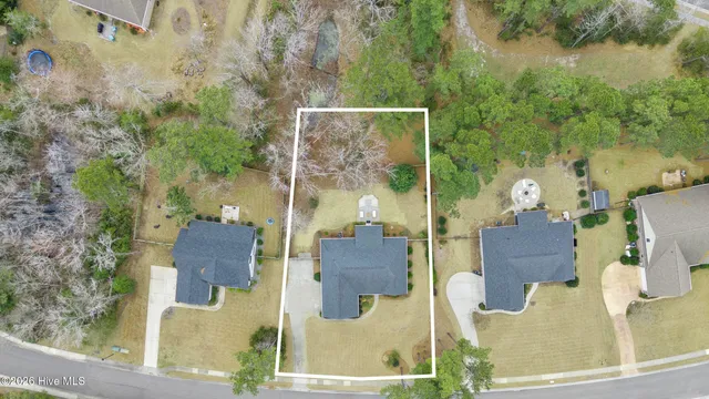 $595,000 | 376 Crown Pointe Drive, Hampstead, NC 28443