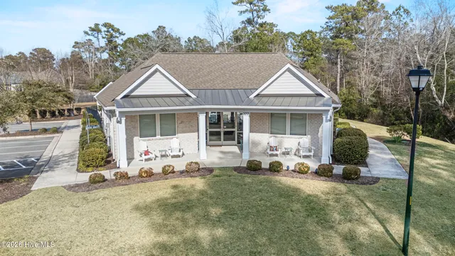 $595,000 | 376 Crown Pointe Drive, Hampstead, NC 28443