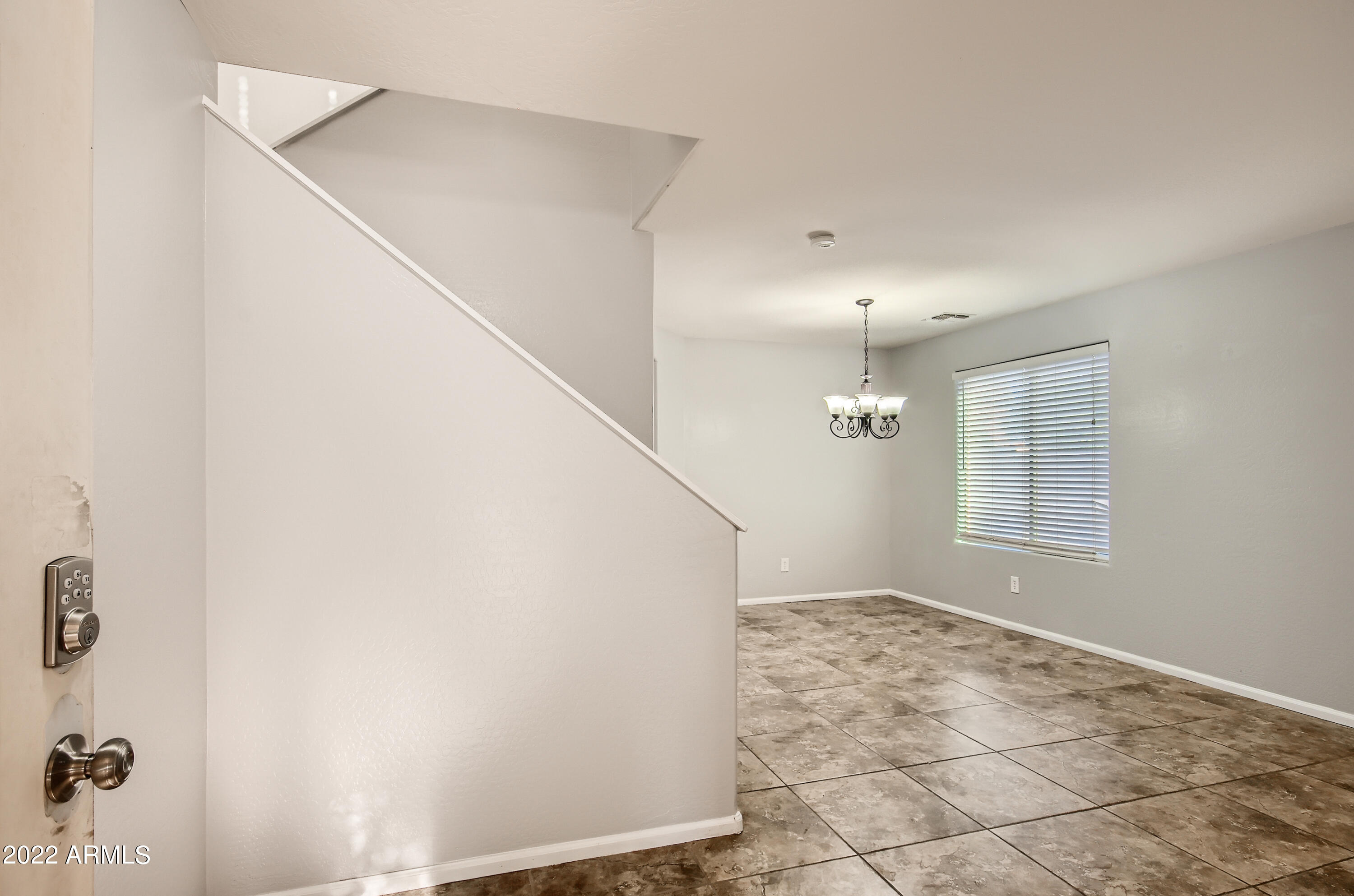 21201 North Conlon Road Maricopa, AZ 85138 - Photo 7 of 33 7-794499450-07 Foyer