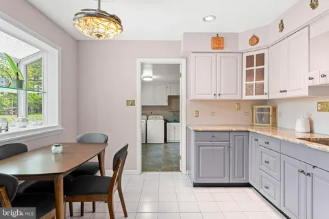 $425,000 | 3307 Windsor Drive, Norristown, PA 19403