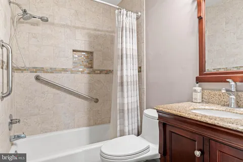 $425,000 | 3307 Windsor Drive, Norristown, PA 19403