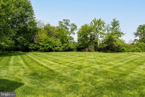 $425,000 | 3307 Windsor Drive, Norristown, PA 19403