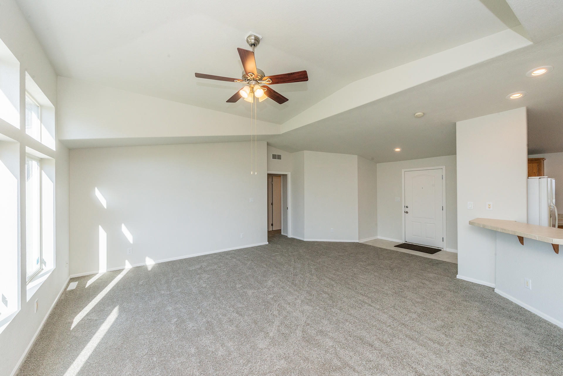 10425 Ryan Hill Road Redding, CA 96003 - Photo 16 of 35 14B60E82-09C2-417E-9AB4-9EA3158AFA5A