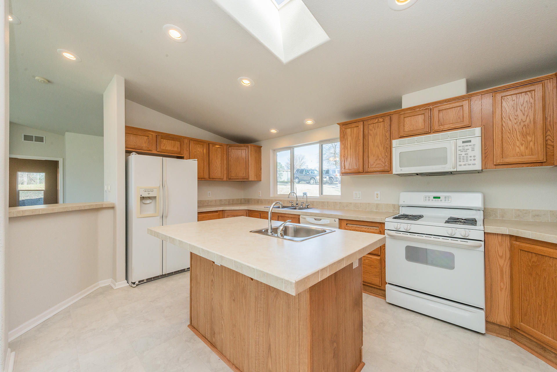 10425 Ryan Hill Road Redding, CA 96003 - Photo 26 of 35 B3F9E949-8079-4262-92D8-6FFE7992F79D