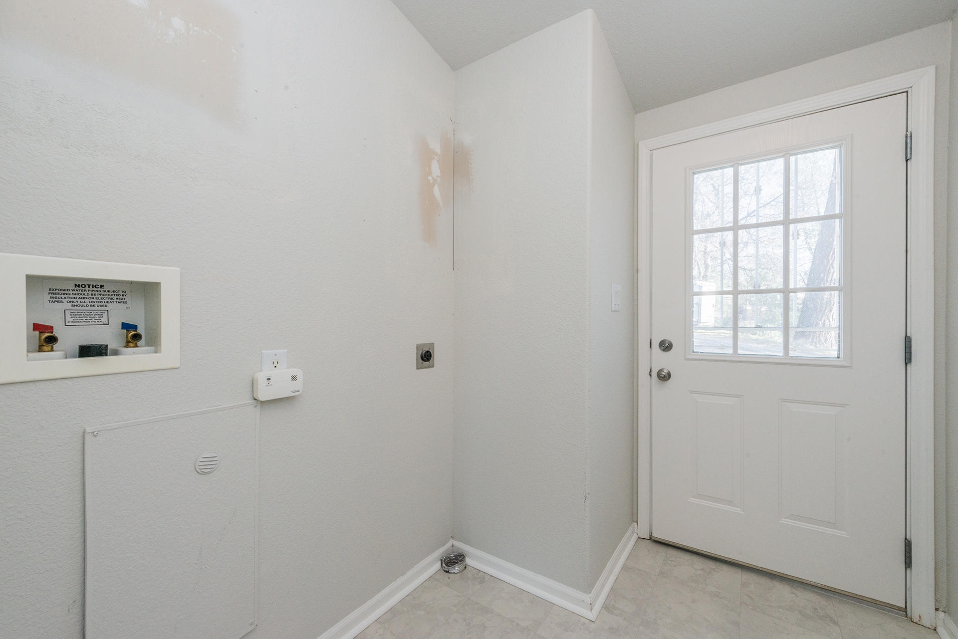 10425 Ryan Hill Road Redding, CA 96003 - Photo 29 of 35 9CBA2B7E-2AD1-4577-B5F1-0D245466EAF7