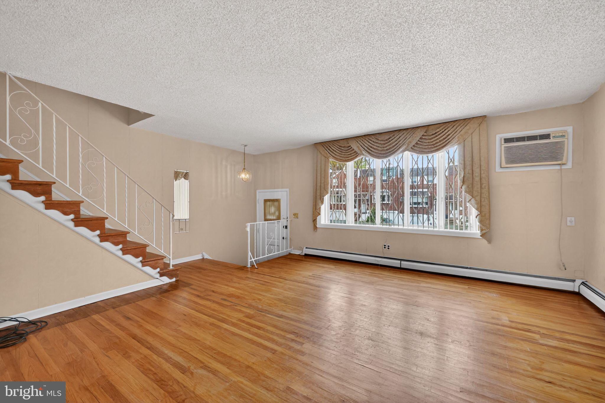 3817 Fairdale Road Philadelphia, PA 19154 - Photo 5 of 31 Gallery Image 5