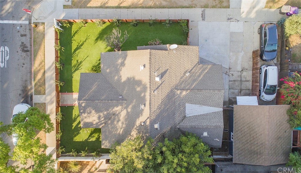 1096 Stanley Avenue Long Beach, CA 90804 - Photo 32 of 33 an aerial view of a house with a yard and plants