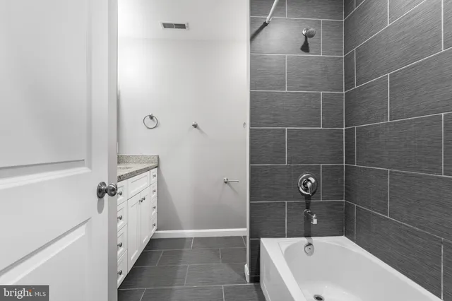 $3,800 | 1330 South Charles Street, Baltimore, MD 21230