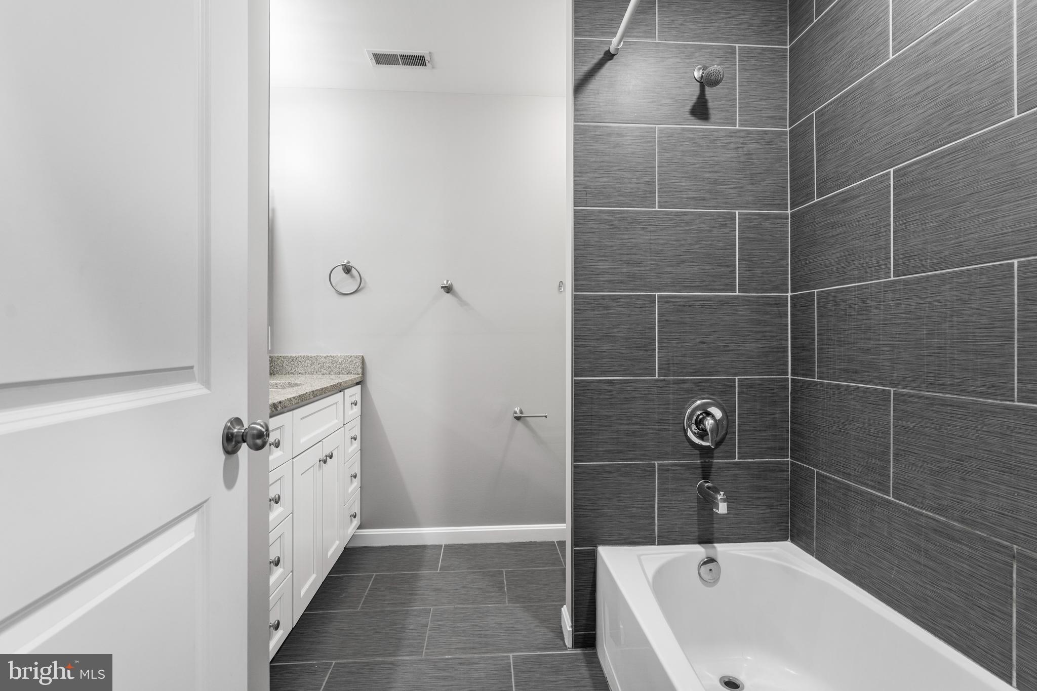 1330 South Charles Street Baltimore, MD 21230 - Photo 16 of 47