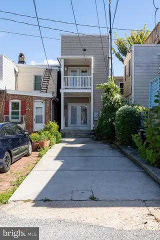 $3,800 | 1330 South Charles Street, Baltimore, MD 21230