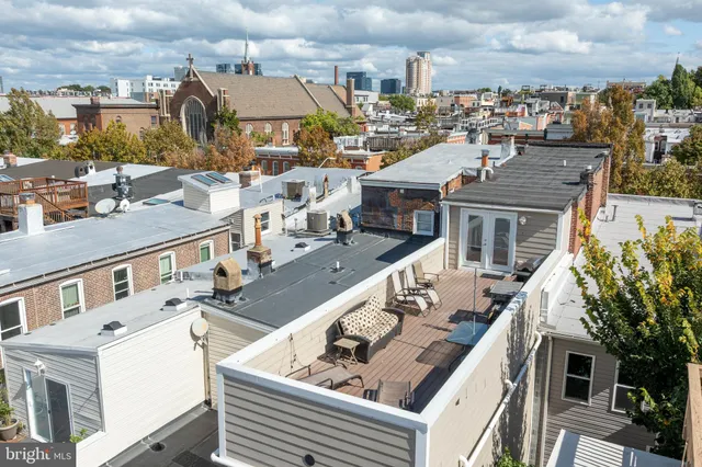 $3,800 | 1330 South Charles Street, Baltimore, MD 21230