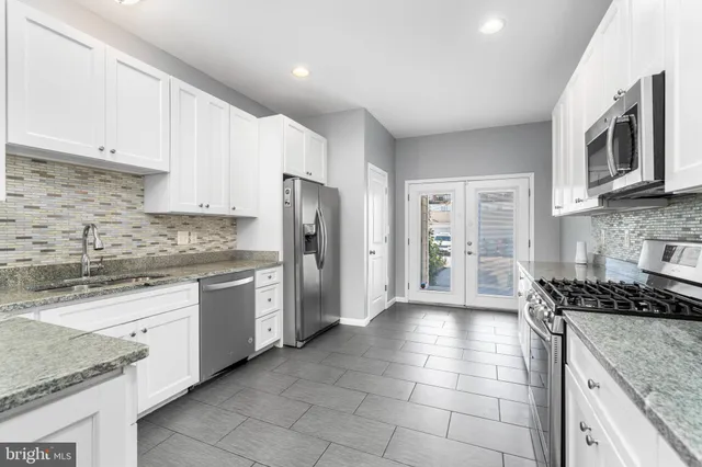 $3,800 | 1330 South Charles Street, Baltimore, MD 21230