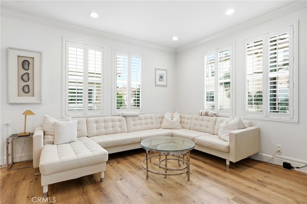 68 Fringe Tree Irvine, CA 92606 - Photo 4 of 34