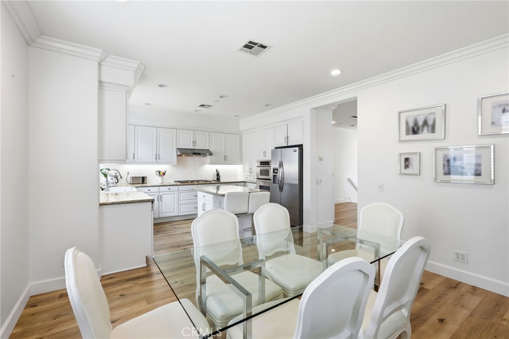 68 Fringe Tree Irvine, CA 92606 - Photo 5 of 34