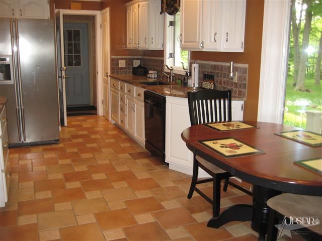 7529 Amber Road Fort Wayne, IN 46814 - Photo 6 of 29