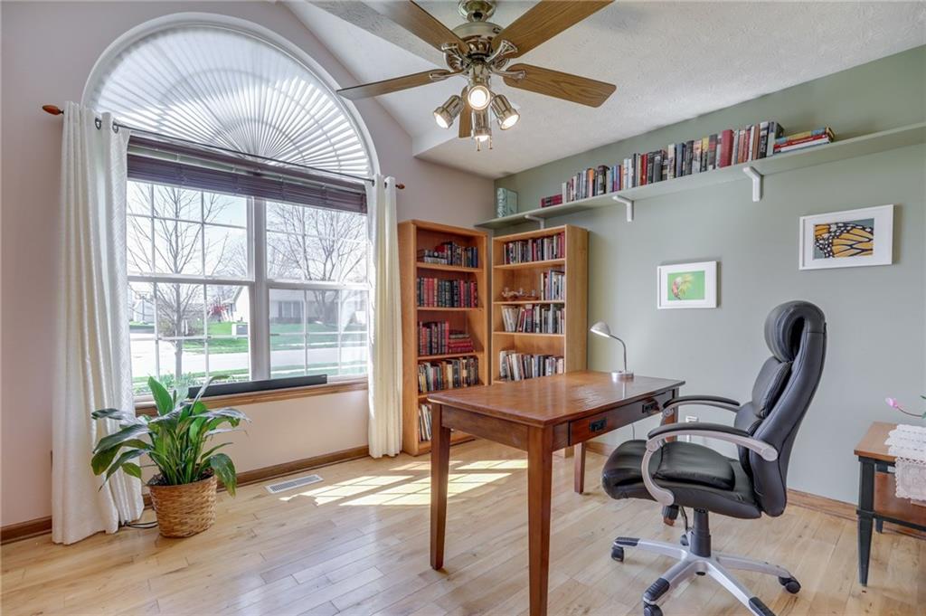 1805 Acorn Road Franklin, IN 46131 - Photo 16 of 31 Gallery Image 16
