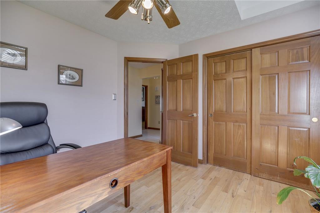1805 Acorn Road Franklin, IN 46131 - Photo 17 of 31 Gallery Image 17