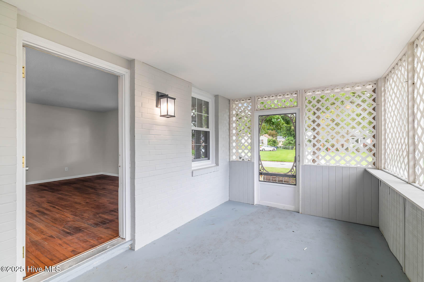 402 Cheyenne Road Jacksonville, NC 28540 - Photo 8 of 41 8