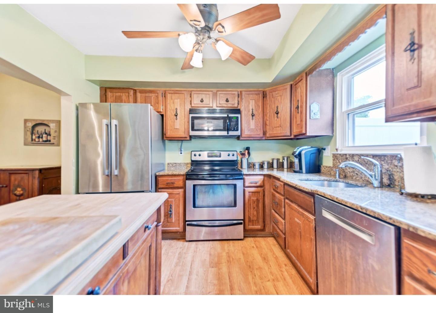 30 Forrester Road Horsham, PA 19044 - Photo 8 of 17 Kitchen
