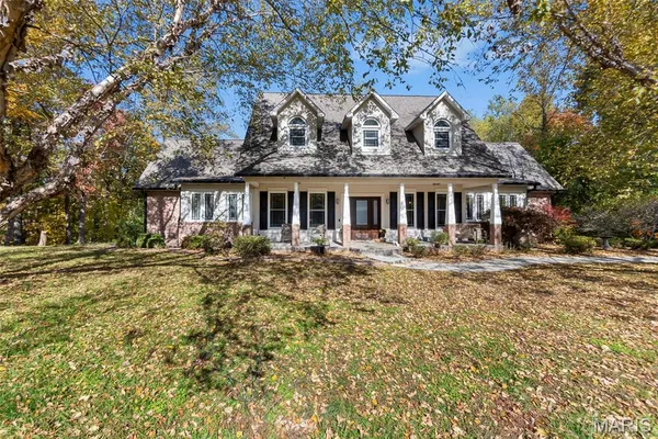 $849,000 | 184 Country View Drive, Benton, MO 63736