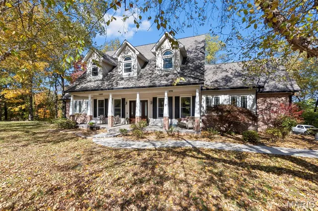 $849,000 | 184 Country View Drive, Benton, MO 63736