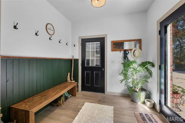 $849,000 | 184 Country View Drive, Benton, MO 63736