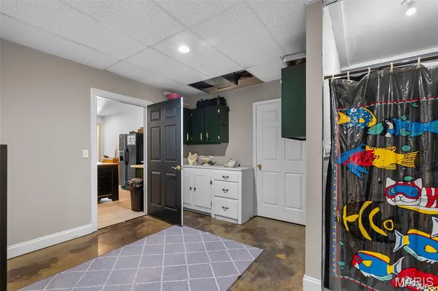 $849,000 | 184 Country View Drive, Benton, MO 63736