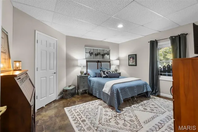 $849,000 | 184 Country View Drive, Benton, MO 63736