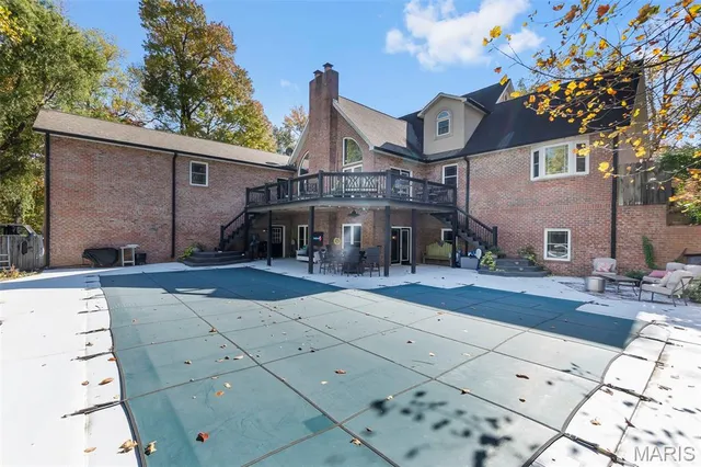 $849,000 | 184 Country View Drive, Benton, MO 63736