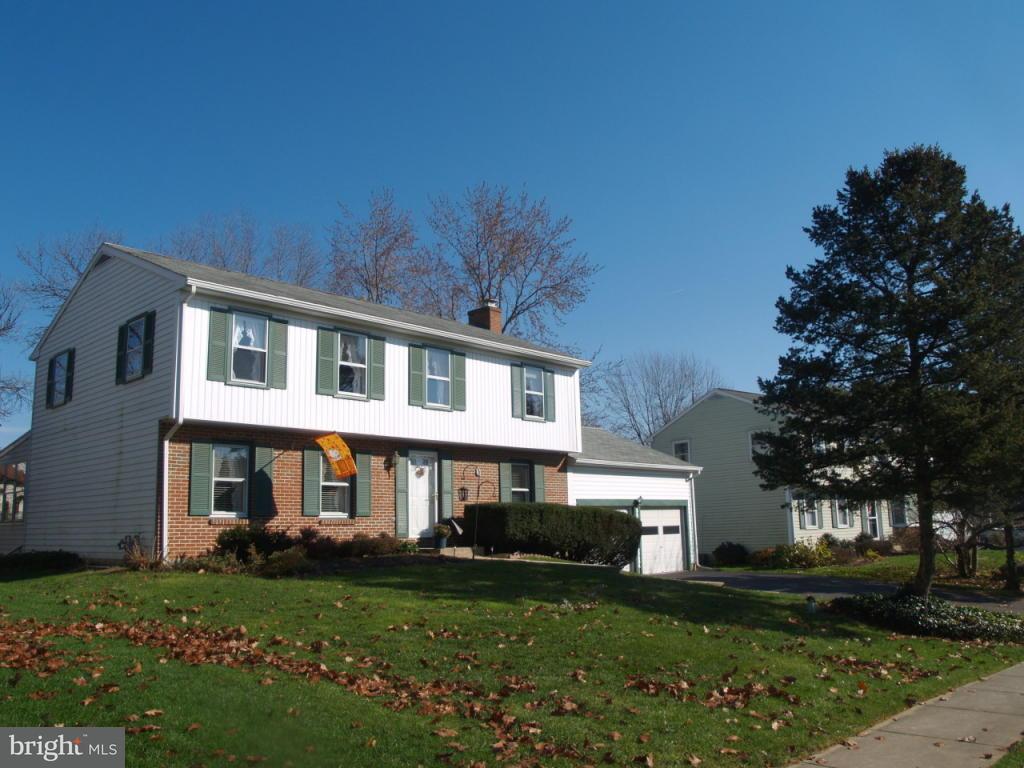 449 Longmeadow Road Lancaster, PA 17601 - Photo 3 of 21