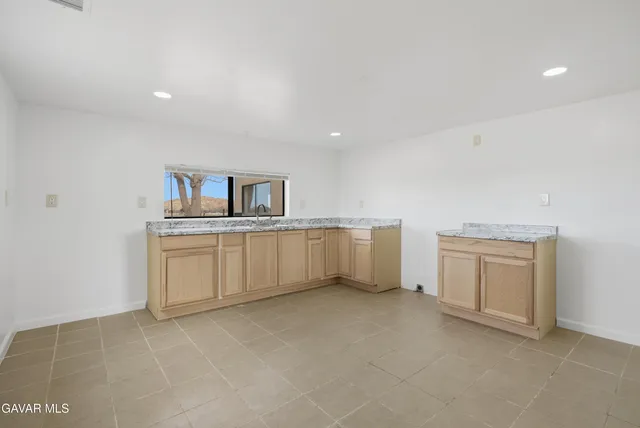 $575,000 | 41016 150th Street East, Lancaster, CA 93535