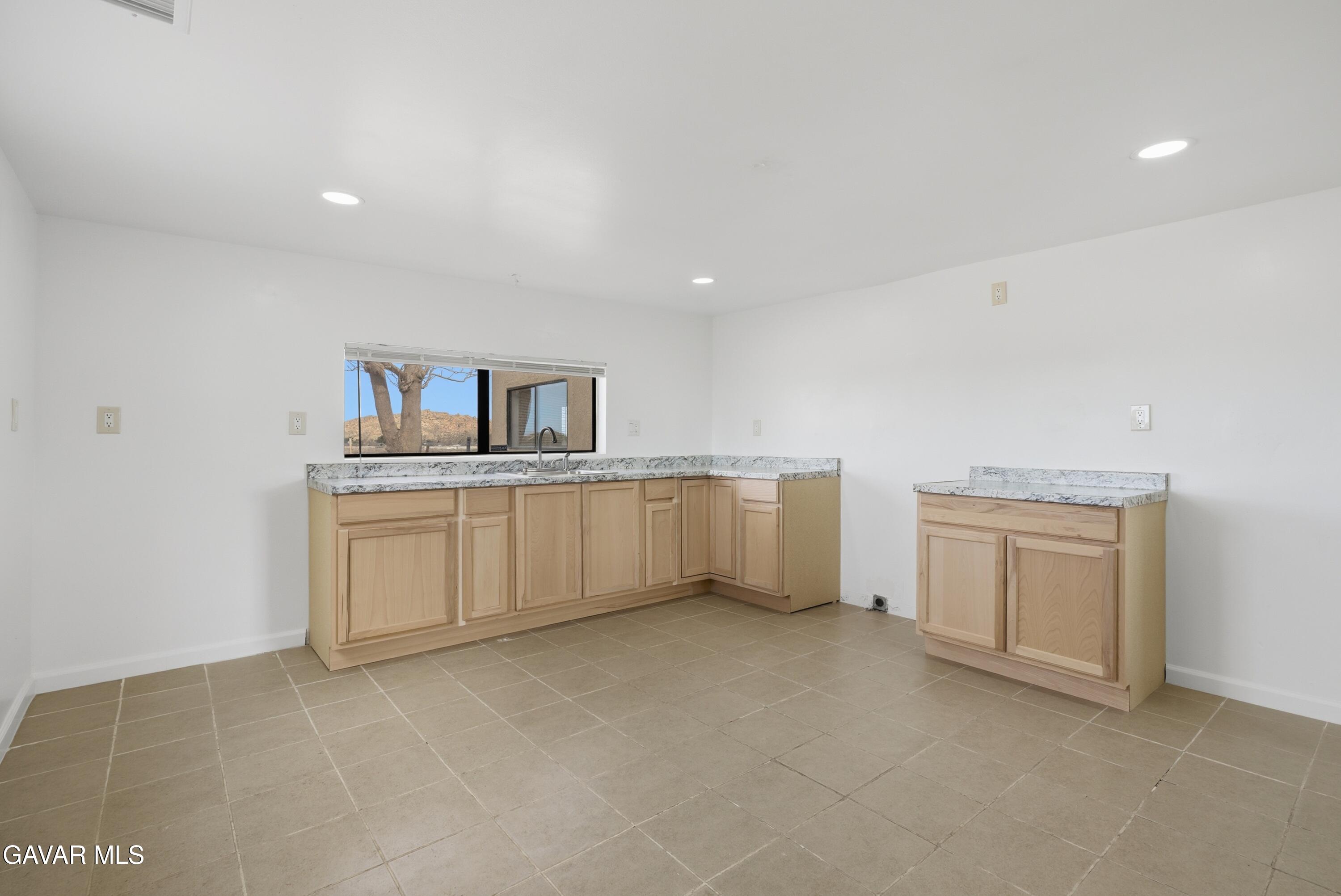 41016 150th Street East Lancaster, CA 93535 - Photo 9 of 24 JPP09896