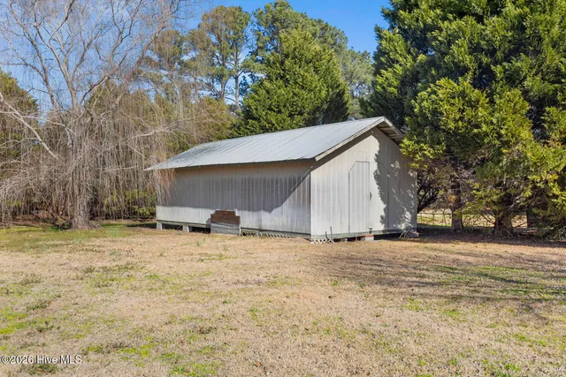 $2,100 | 1137 Clayton Humphrey Road, Jacksonville, NC 28546