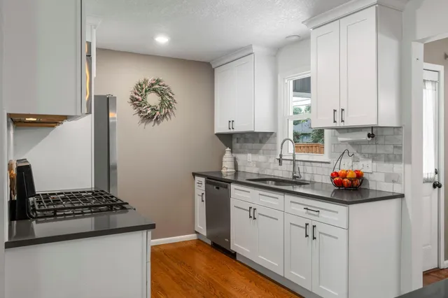 $514,900 | 2500 Xylon Avenue South, St. Louis Park, MN 55426