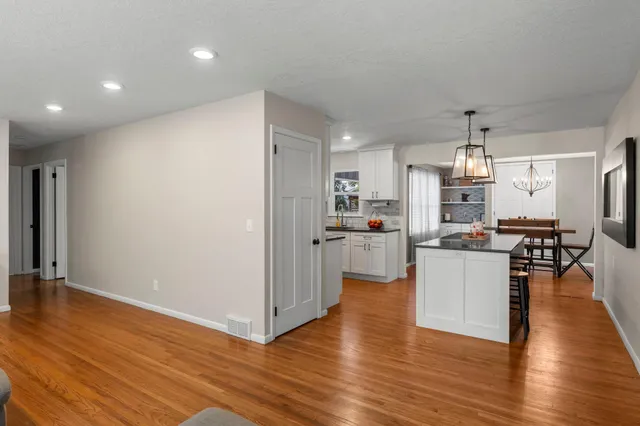 $514,900 | 2500 Xylon Avenue South, St. Louis Park, MN 55426