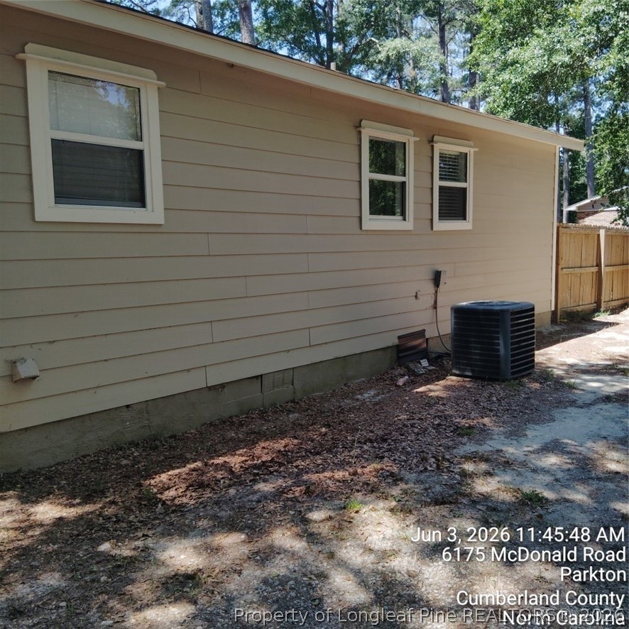 6175 McDonald Road Hope Mills, NC 28348 - Photo 2 of 7