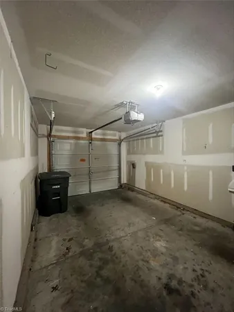 $2,100 | 34 Ackland Drive, Greensboro, NC 27455