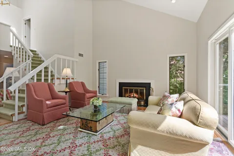 $2,995,000 | 1 Old Church Road, Unit 6, Greenwich, CT 06830