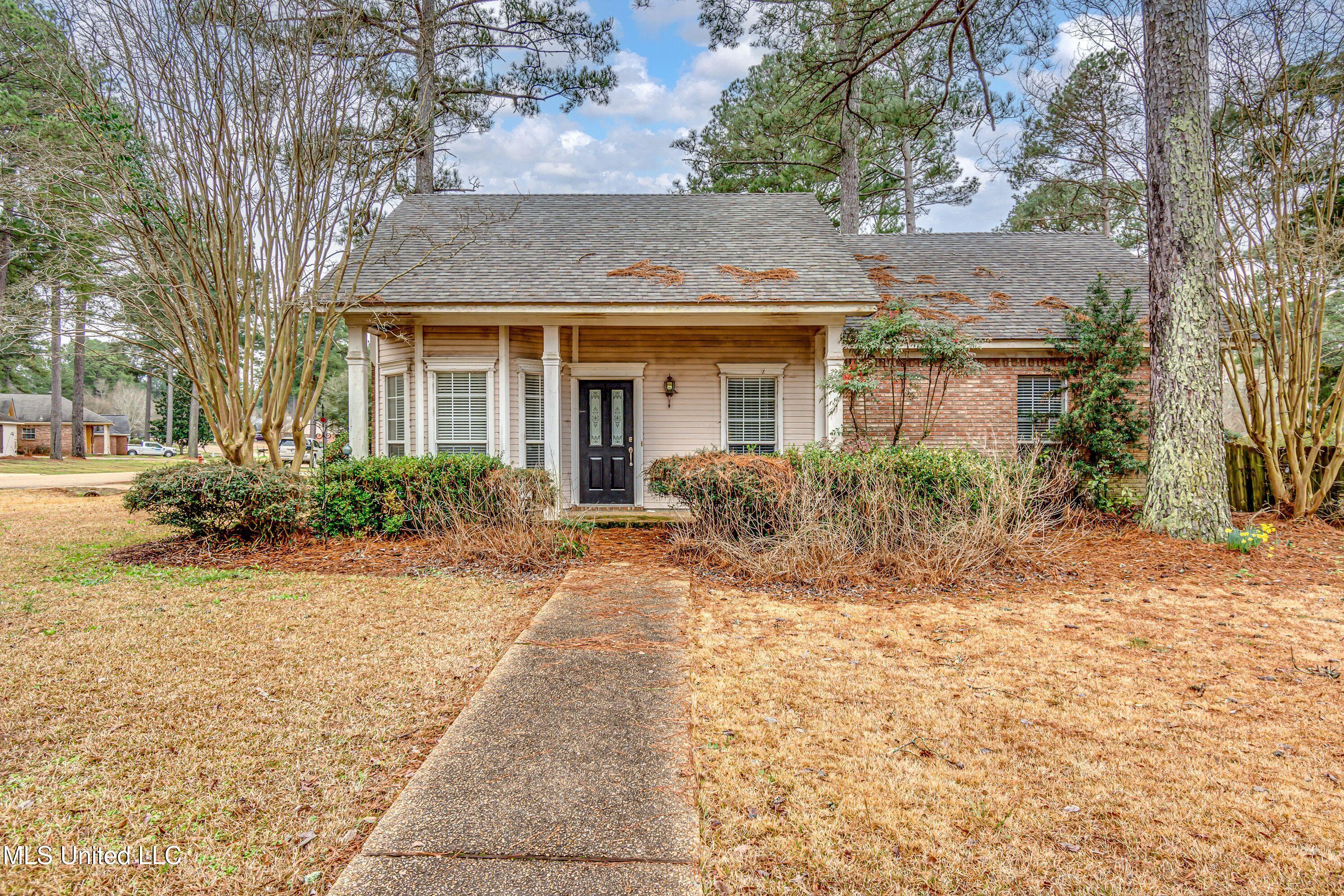 610 Old Rice Road Madison, MS 39110 - Photo 1 of 43 FRONT