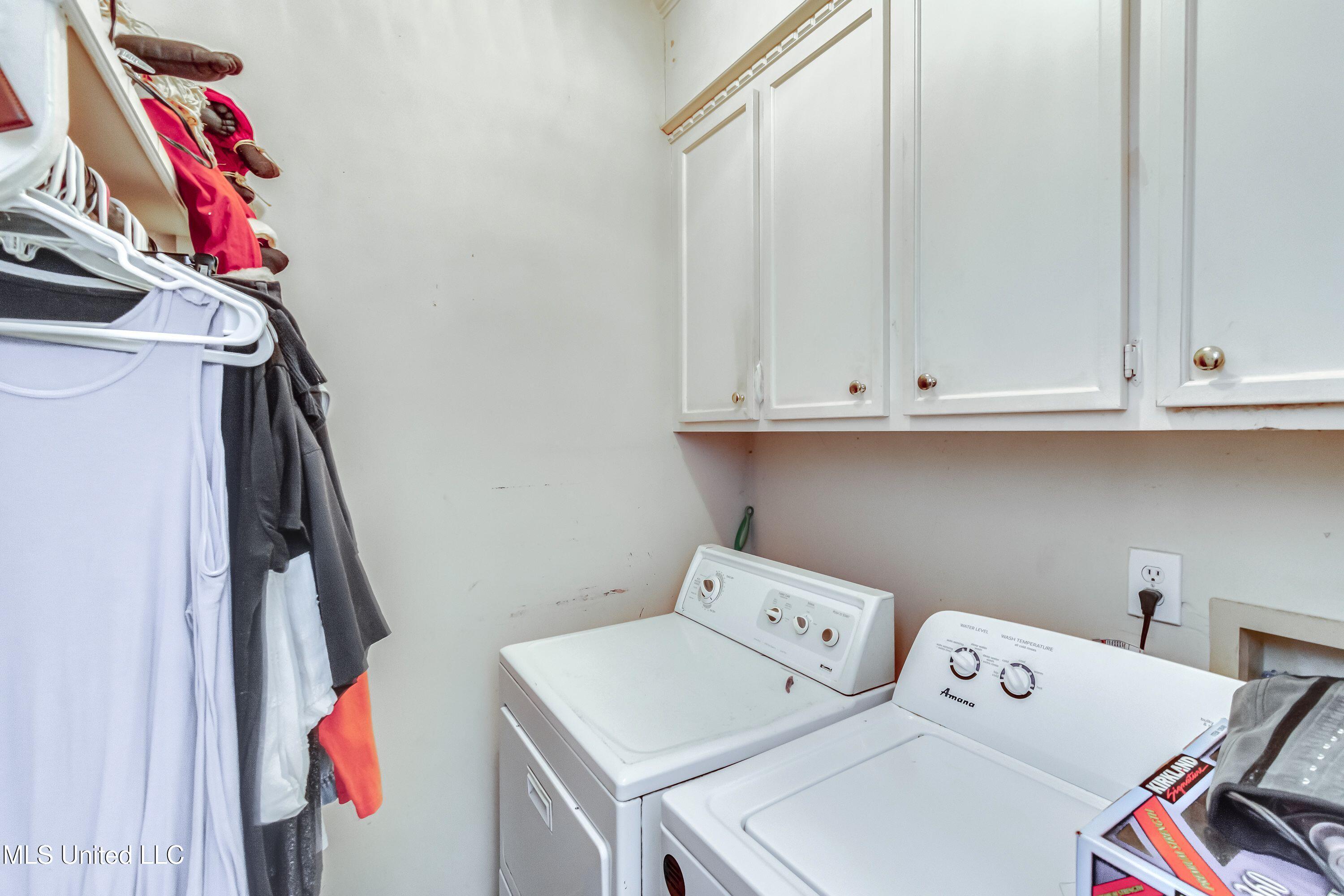 610 Old Rice Road Madison, MS 39110 - Photo 33 of 43 LAUNDRY