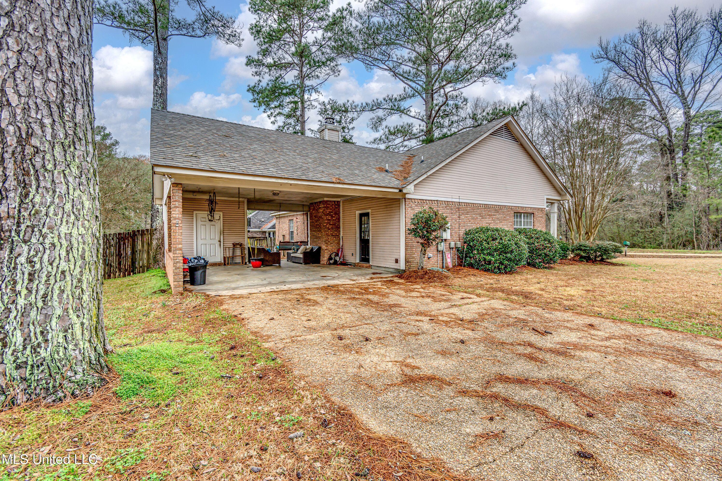 610 Old Rice Road Madison, MS 39110 - Photo 41 of 43 CARPORT