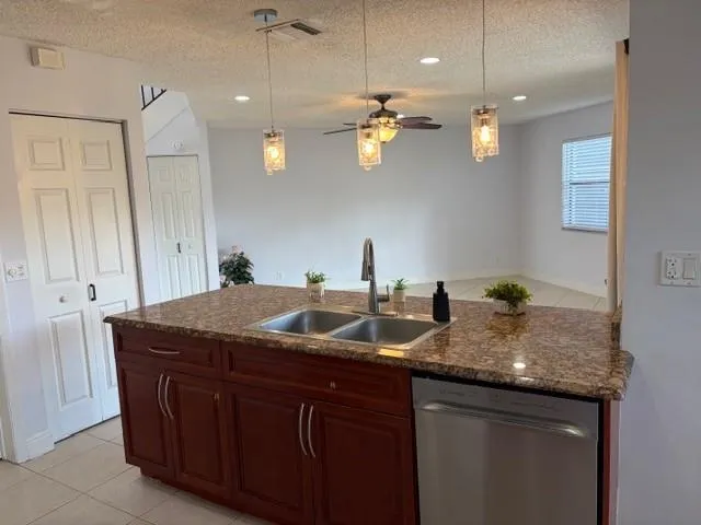 $2,600 | 3639 Northwest 6th Street, Unit 3639, Deerfield Beach, FL 33442